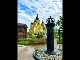 Такой уютный, что заливает сразу две лавки🙃 - Владимир Калинин